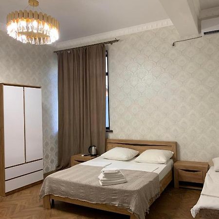 Mini Hotel Amra ピツンダ エクステリア 写真