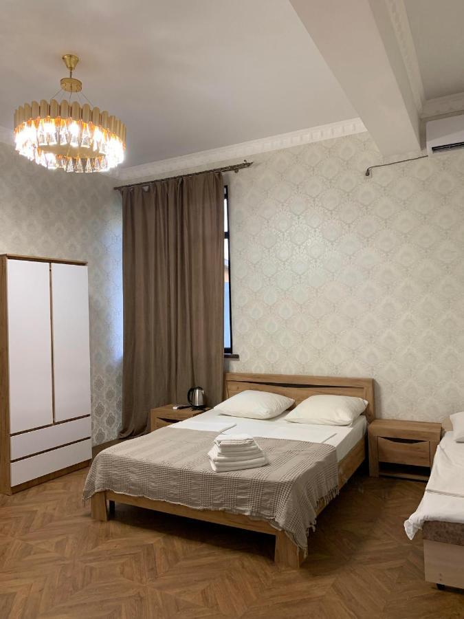 Mini Hotel Amra ピツンダ エクステリア 写真
